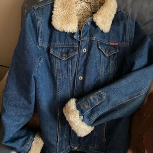 Women’s Stylish denim, jean jacket. Very warm & comfy! Great jacket.